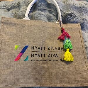 Hyatt Zilara Hyatt Ziva beach bags